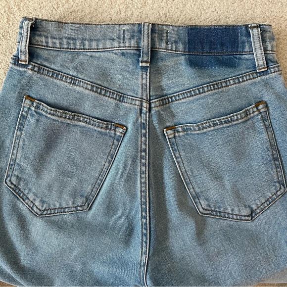 Abercrombie Curve Ultra High Rise Ankle Jeans - Picture 6 of 6